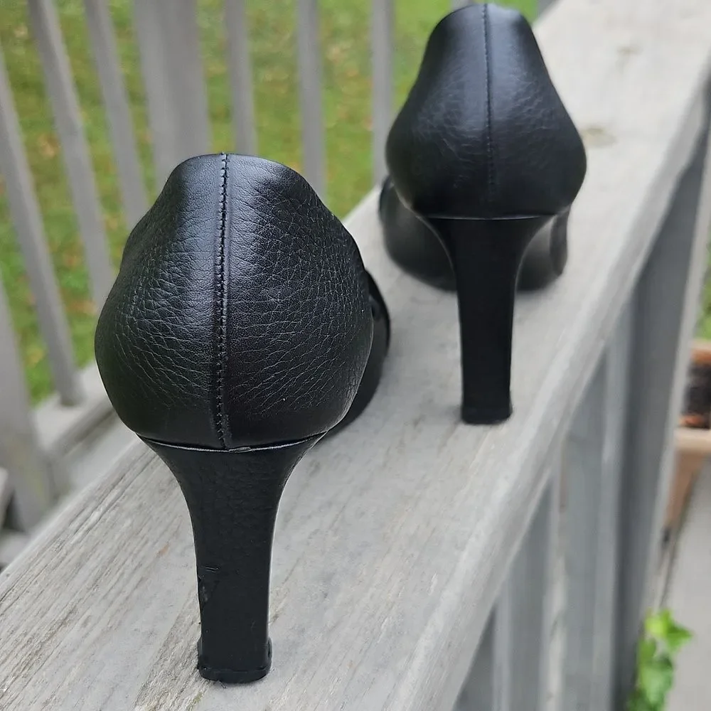 Gucci Black Leather Pumps with Gold GG Logo Buckle Size 37 - Picture 9 of 13